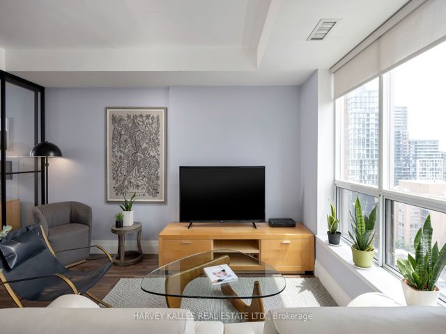 1505 - 168 King St E