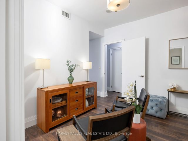 1505 - 168 King St E