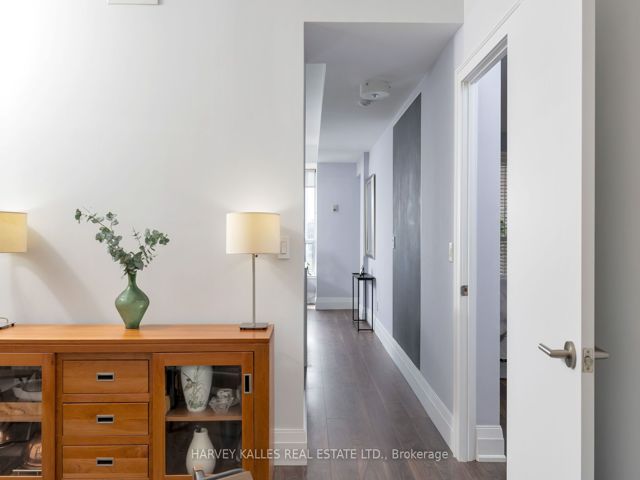 1505 - 168 King St E