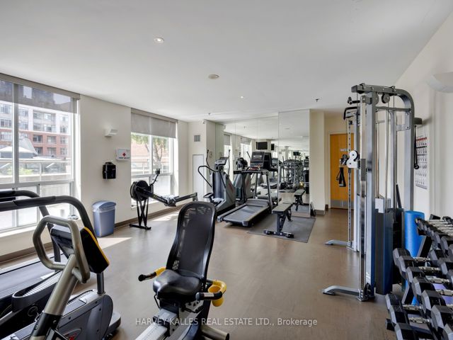 1505 - 168 King St E