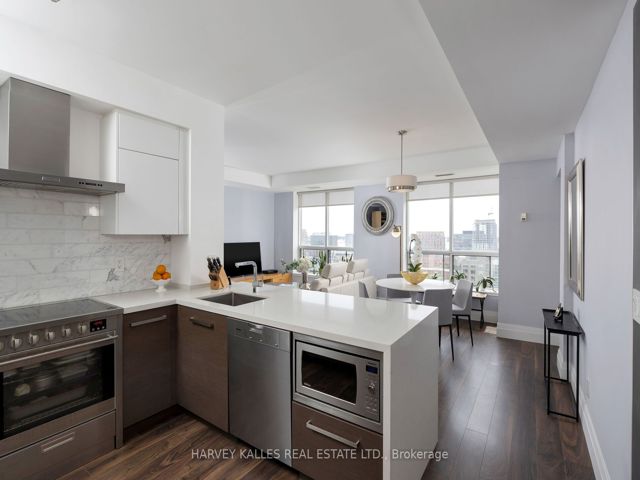 1505 - 168 King St E