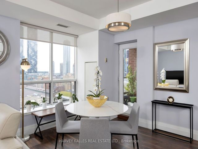 1505 - 168 King St E