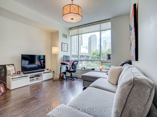 309E - 500 Queens Quay W