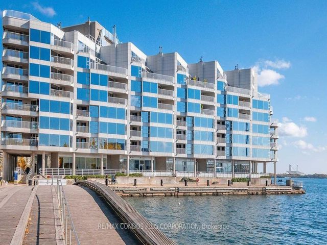 512 - 401 Queens Quay W