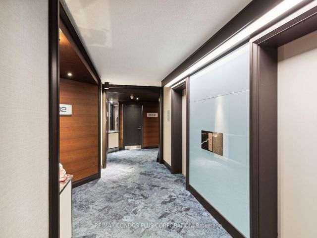 512 - 401 Queens Quay W