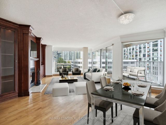 512 - 401 Queens Quay W