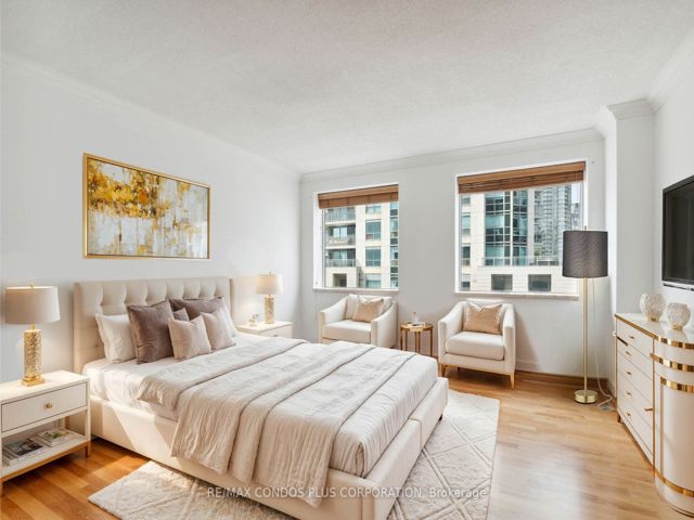 512 - 401 Queens Quay W