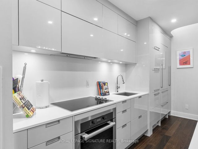 TH20 - 30 Nelson St