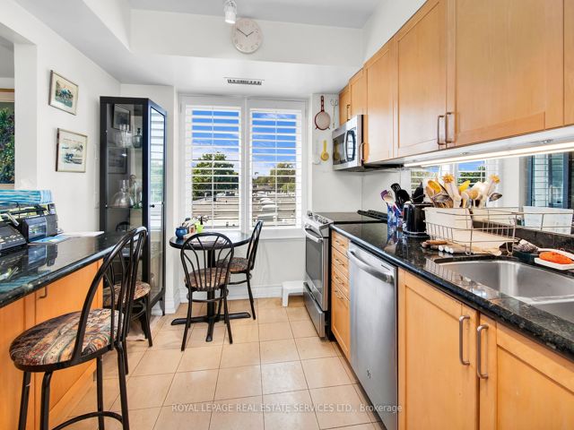 #602 - 1 Balmoral Ave