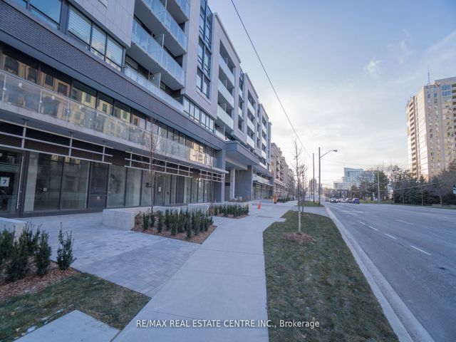 501 - 621 Sheppard Ave E