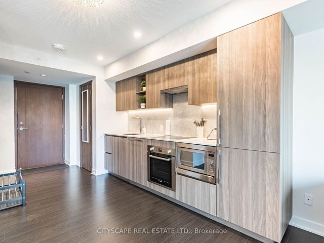 1509 - 17 Bathurst St
