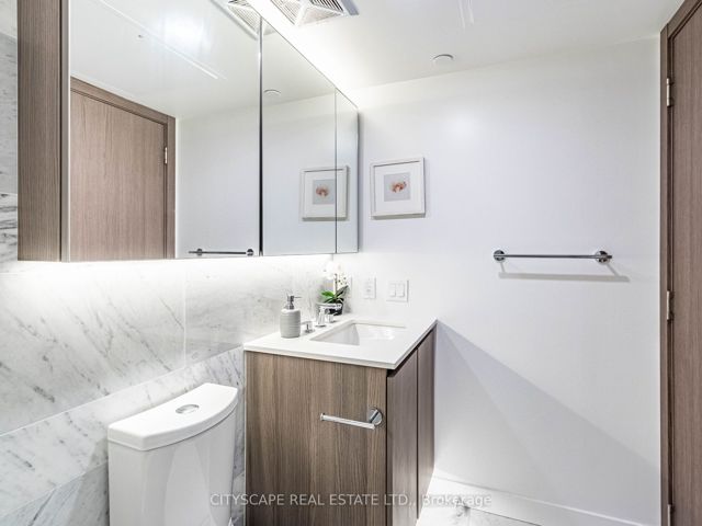 1509 - 17 Bathurst St