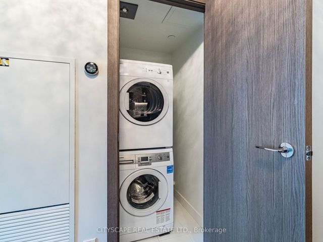 1509 - 17 Bathurst St