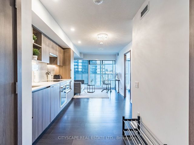 1509 - 17 Bathurst St