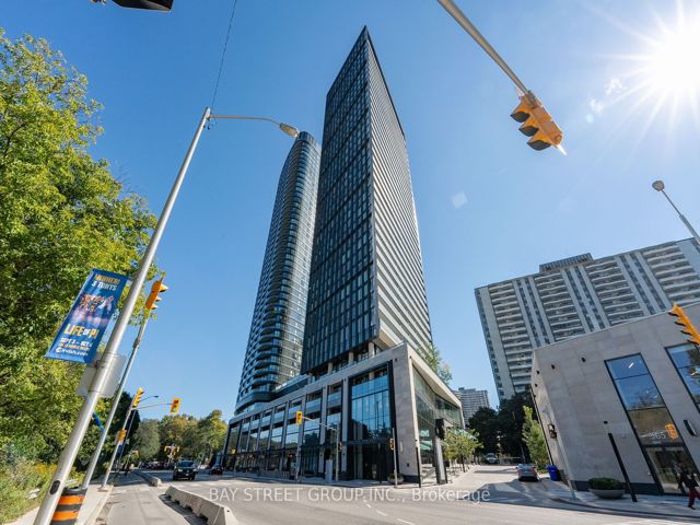 3310 - 575 Bloor St E