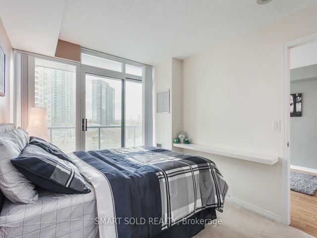 706 - 5508 Yonge St