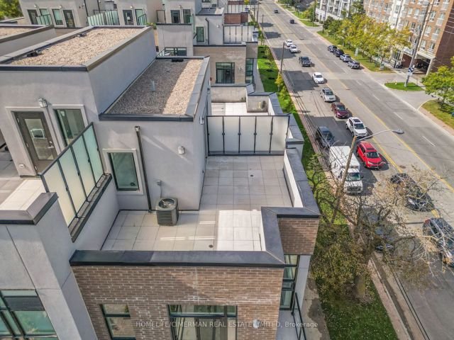 2nd - 58-861 Sheppard Ave W