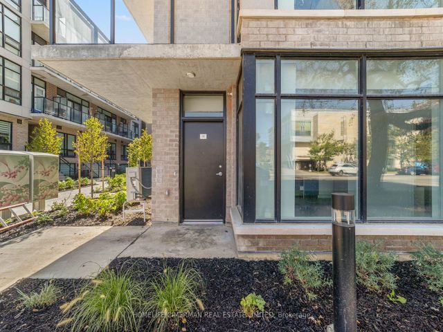 2nd - 58-861 Sheppard Ave W