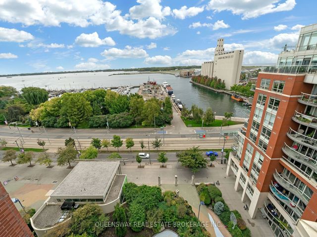 429 - 550 Queens Quay W