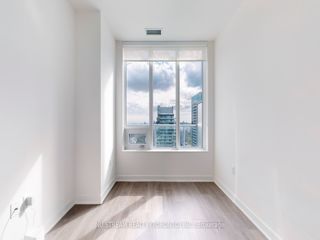 PH06 - 195 Redpath Ave