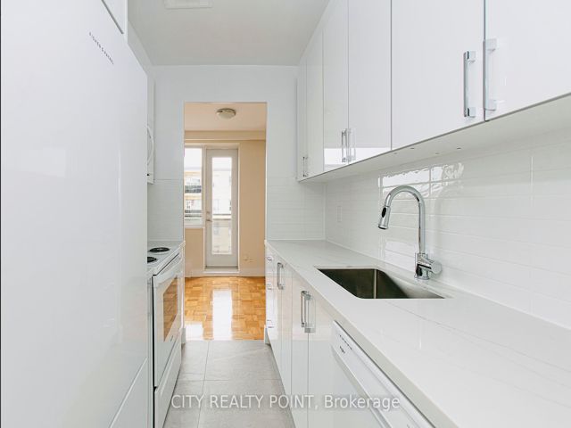 510 - 2 Grandstand Pl