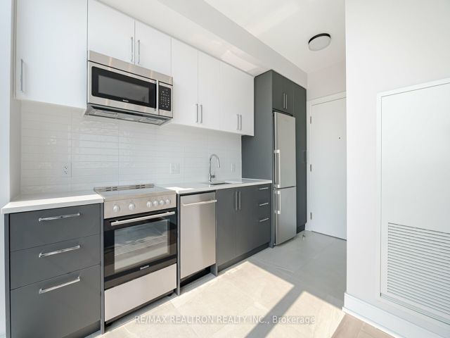 1308 - 2525 Bathurst St