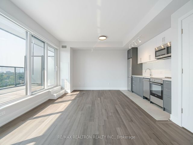 1204 - 2525 Bathurst St