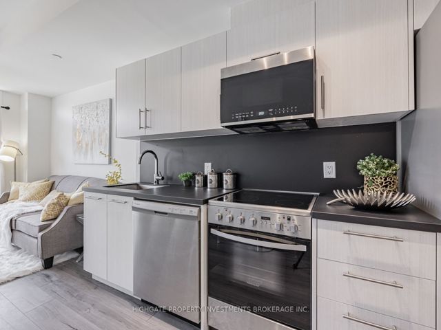 13 - 266 Finch Ave E