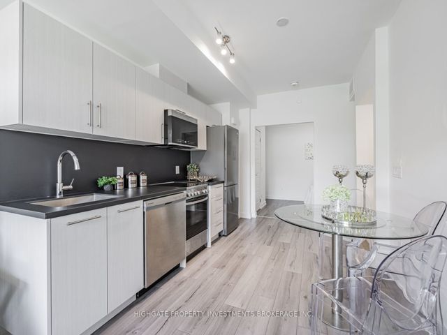 13 - 266 Finch Ave E