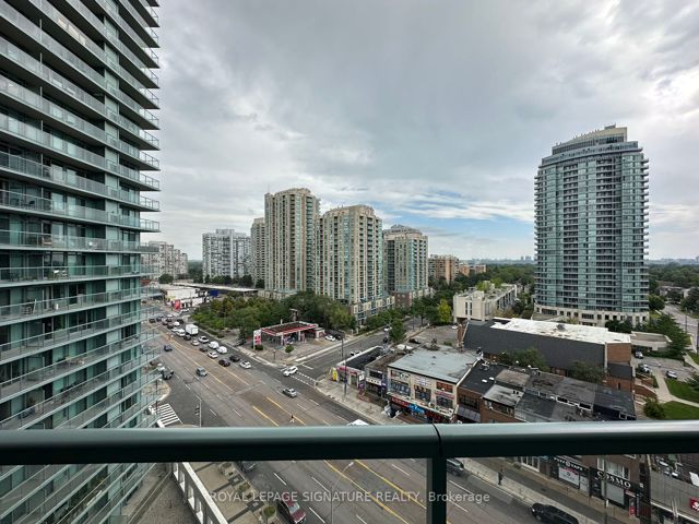 1201 - 5500 Yonge St