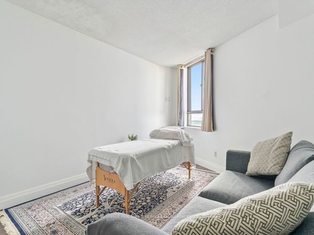 1803 - 250 Queens Quay W