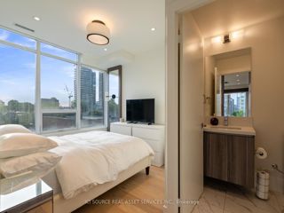 409 - 151 Avenue Rd