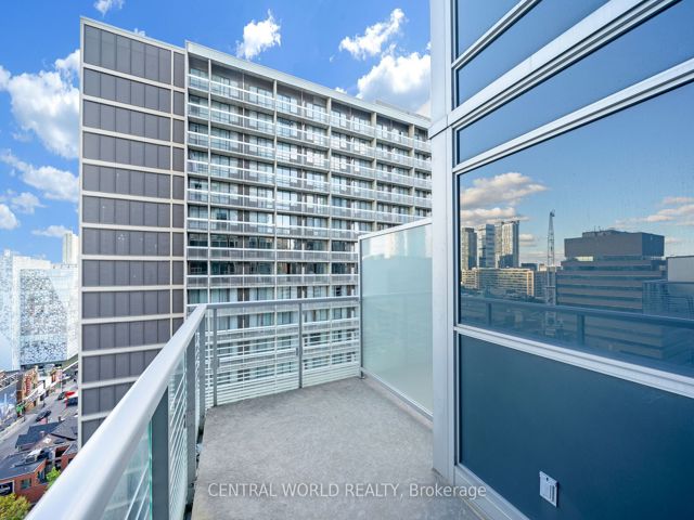 1113 - 386 Yonge St