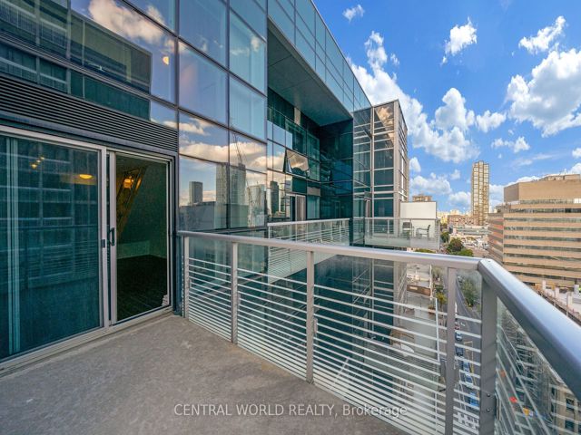 1113 - 386 Yonge St