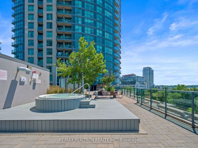1265 - 209 Fort York Blvd