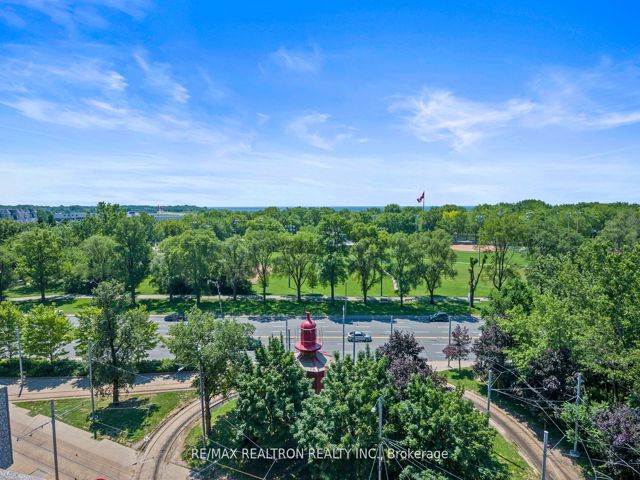 1265 - 209 Fort York Blvd