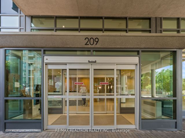1265 - 209 Fort York Blvd