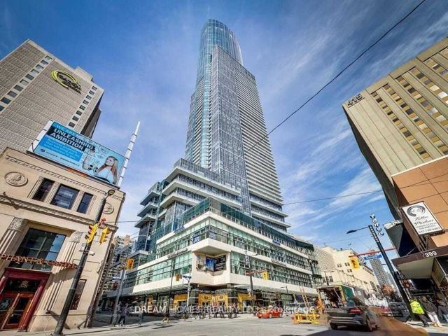 1610 - 386 Yonge St