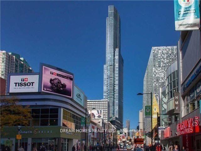 1610 - 386 Yonge St