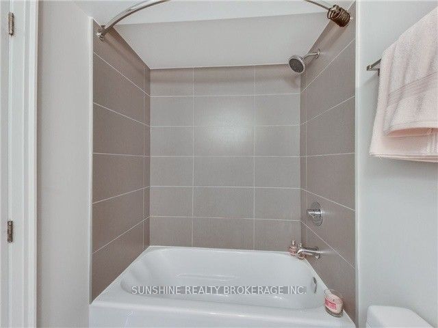 1518 - 155 Yorkville Ave