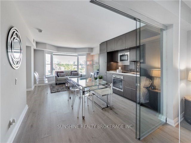 1518 - 155 Yorkville Ave