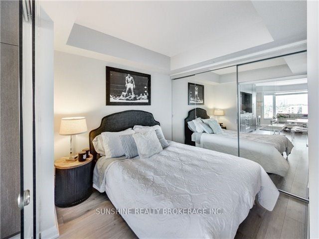 1518 - 155 Yorkville Ave