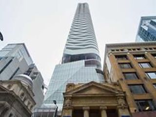 1611 - 197 Yonge St