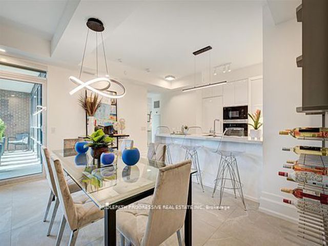 301 - 3 Southvale Dr