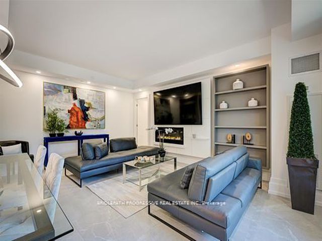 301 - 3 Southvale Dr