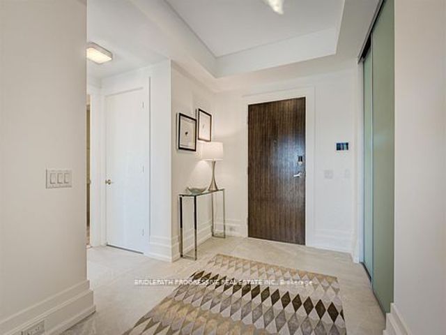 301 - 3 Southvale Dr