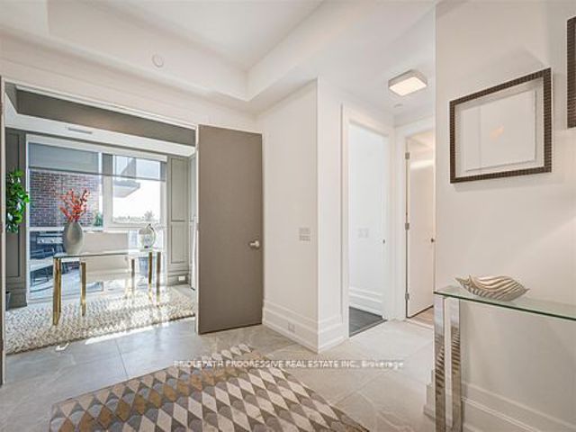 301 - 3 Southvale Dr