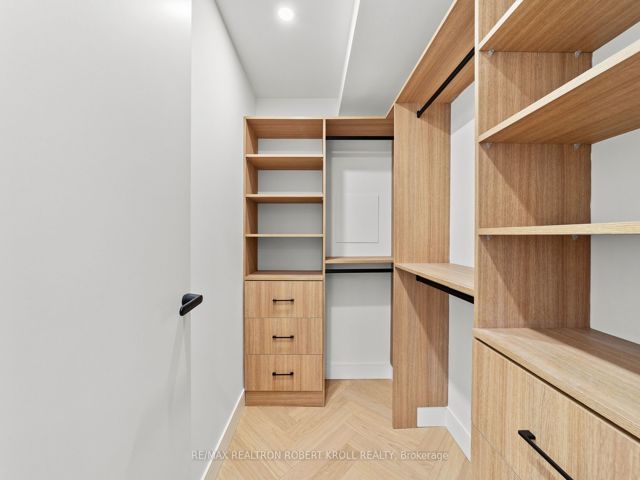 602 - 55A Avenue Rd