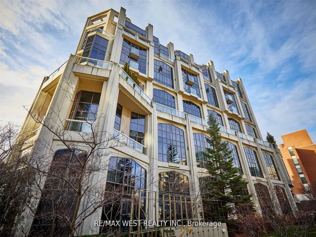 108 - 3 Mcalpine St