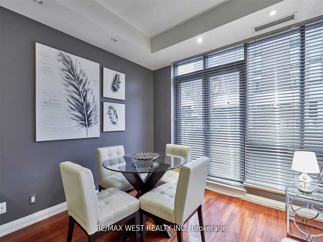108 - 3 Mcalpine St